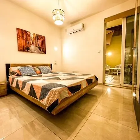 Apartment Jacuzzi Flat *