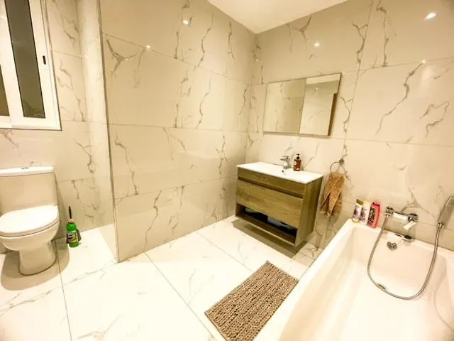 Apartamento Jacuzzi Flat *