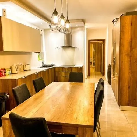 Jacuzzi Flat Apartment